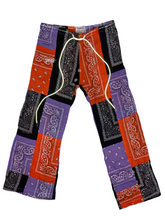 Lade das Bild in den Galerie-Viewer, Bandana Patchwork Pants &quot;GNARLY&quot;
